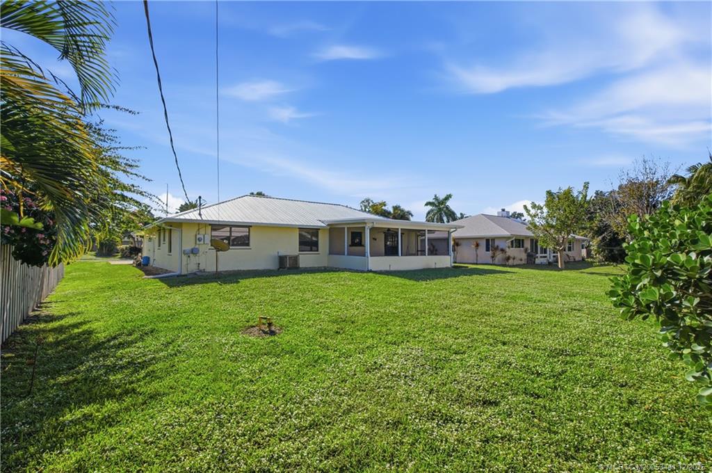 4665 Southeast Manatee Terrace Stuart, FL 34997 - Photo 35 of 36