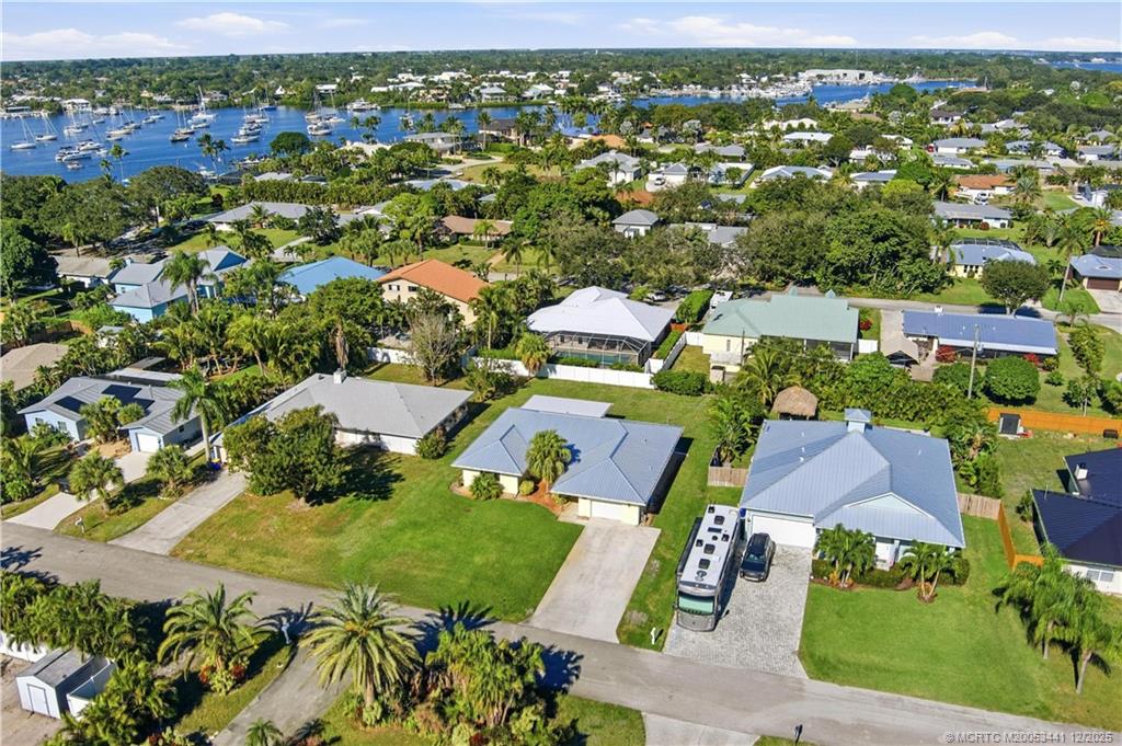 4665 Southeast Manatee Terrace Stuart, FL 34997 - Photo 7 of 36