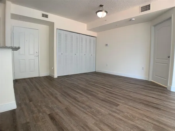 $2,676 | 18335 Northwest 68th Avenue, Unit 245308, Hialeah, FL 33015