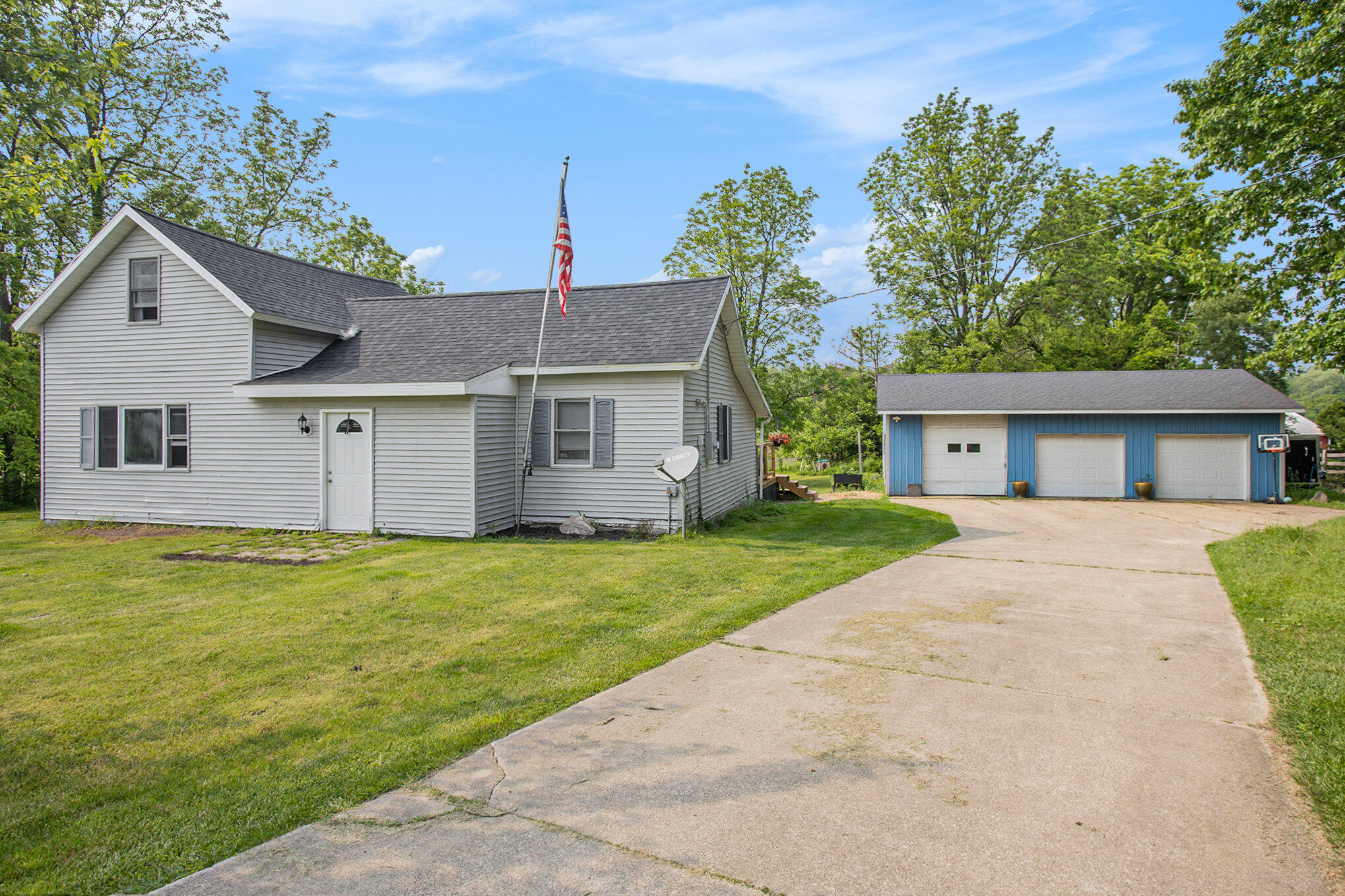 324 Cranson Road Bronson, MI 49028 - Photo 1 of 20 003_581a4076_797