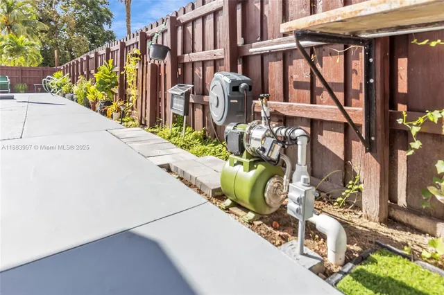 a view of room with storage