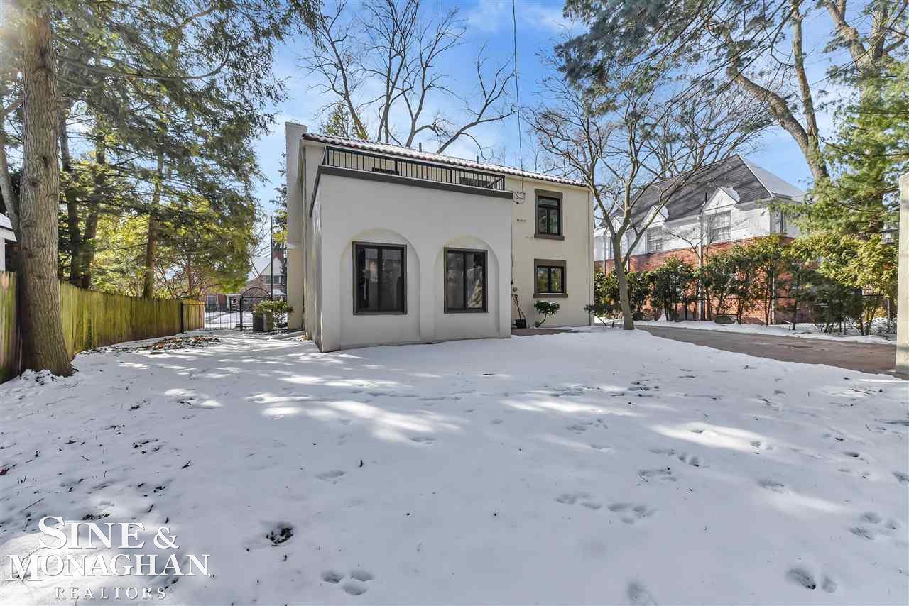60 Cambridge Road Grosse Pointe, MI 48236 - Photo 30 of 37 50065444-29.JPG