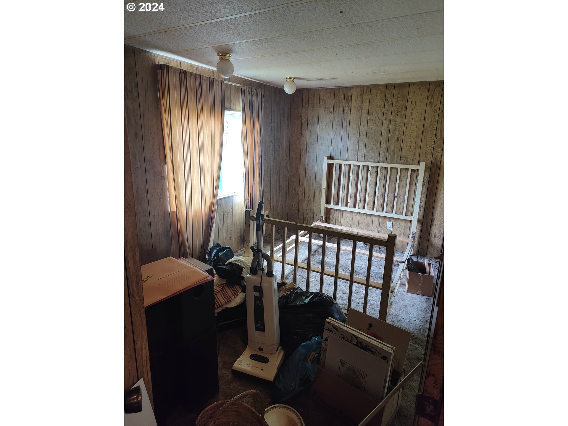 244 Bay Road Winlock, WA 98596 - Photo 29 of 29 a balcony with wooden floor