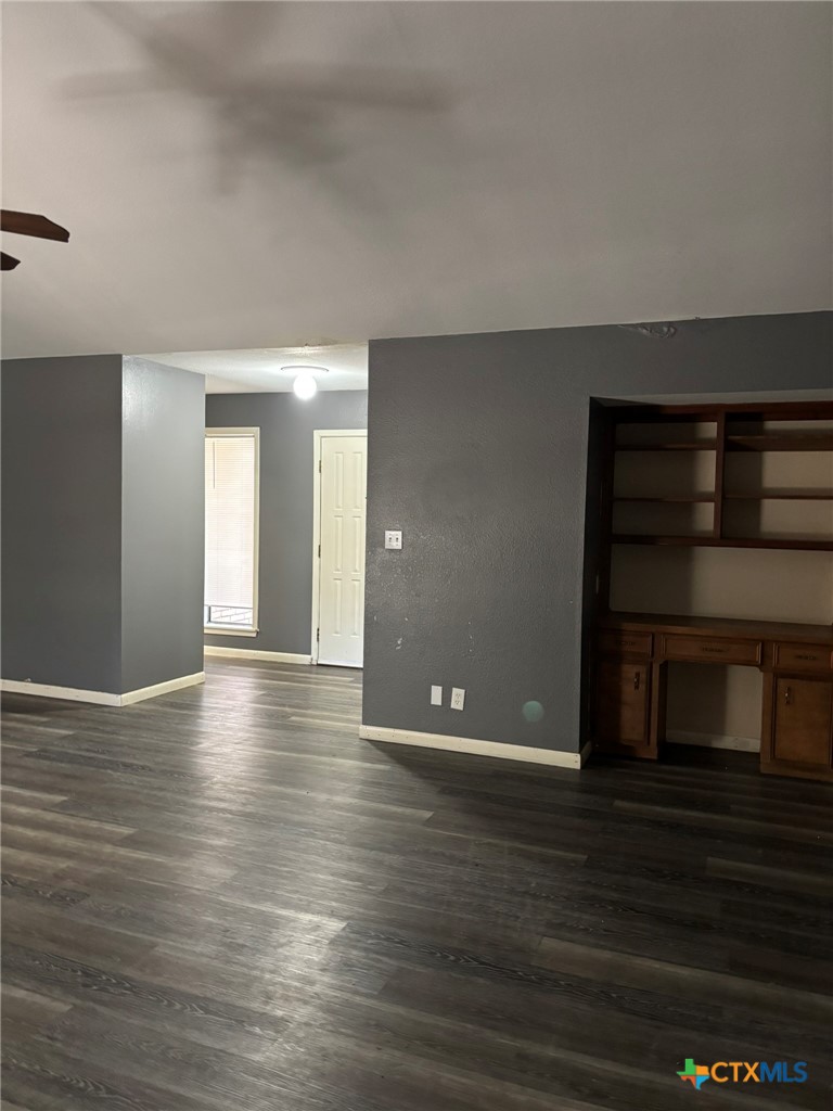 204 Ruidoso Drive Victoria, TX 77904 - Photo 5 of 17