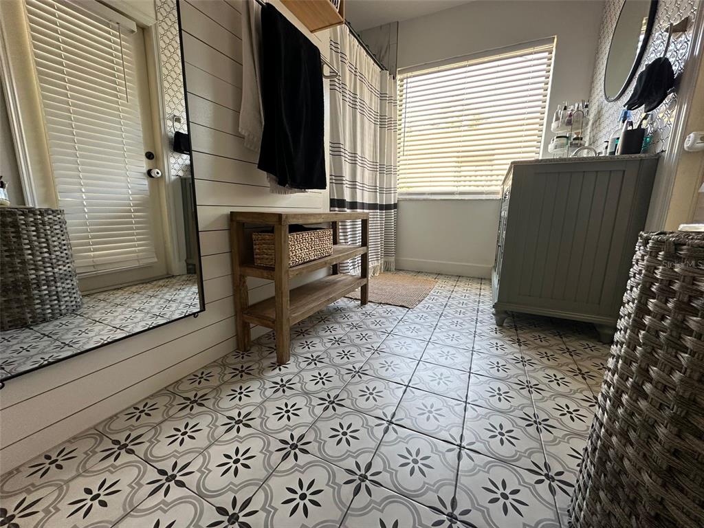 5548 Pine Street Seffner, FL 33584 - Photo 17 of 27