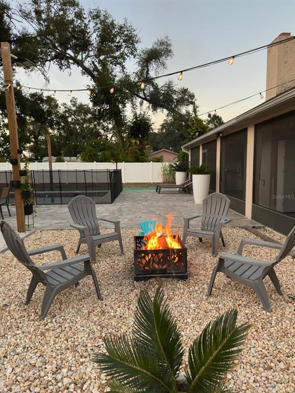 5548 Pine Street Seffner, FL 33584 - Photo 7 of 27