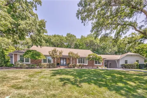 $965,000 | 9853 Rosewood, Overland Park, KS 66207
