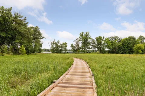 $3,125,000 | 405 Carpenters Point, Wayzata, MN 55391
