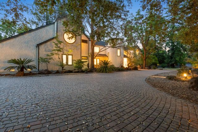 $9,650,000 | 84 Selby Lane, Atherton, CA 94027