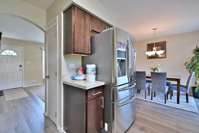 $390,000 | 16138 Lockwood Avenue, Oak Forest, IL 60452