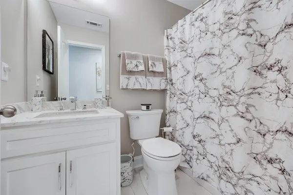 $454,600 | 28 Riverside Drive, Fort Mitchell, AL 36856