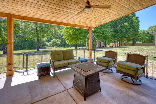 $454,600 | 28 Riverside Drive, Fort Mitchell, AL 36856