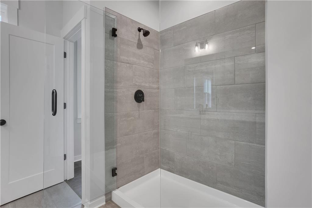 118 Bridgecrest Road Roswell, GA 30075 - Photo 26 of 40 Gallery Image 26