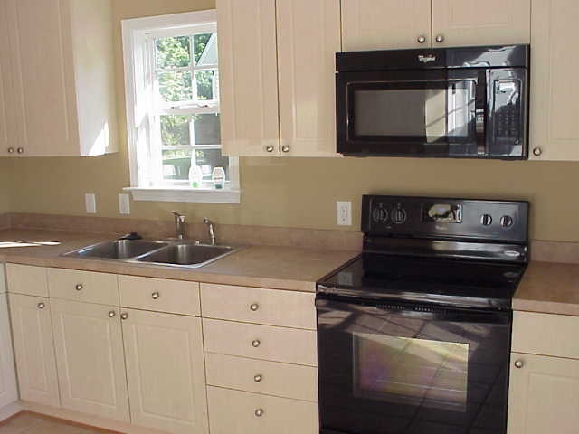 339 Still Water Circle Boiling Springs, SC 29316 - Photo 5 of 17