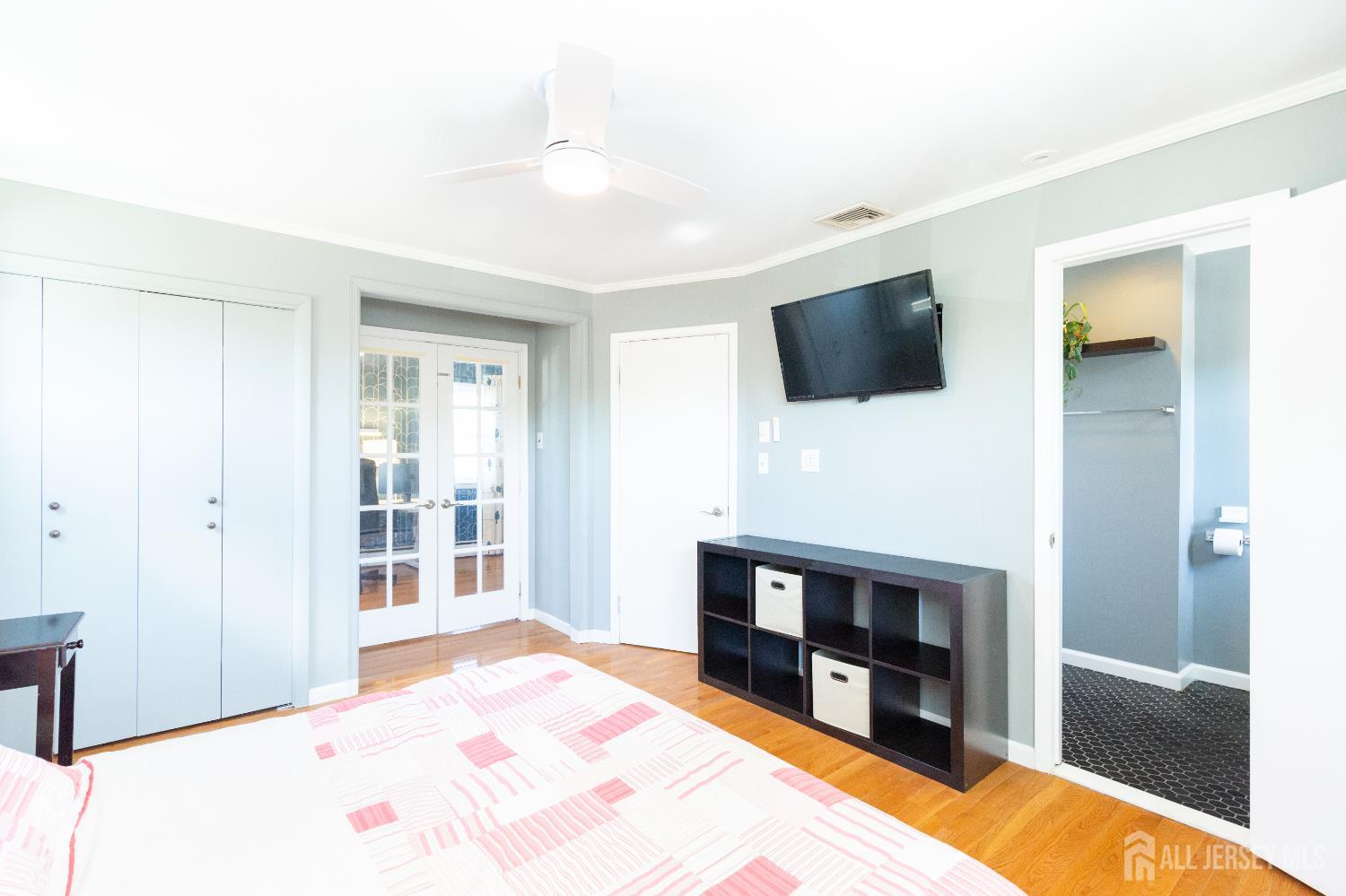 67 Thomas Place Edison, NJ 08837 - Photo 23 of 60