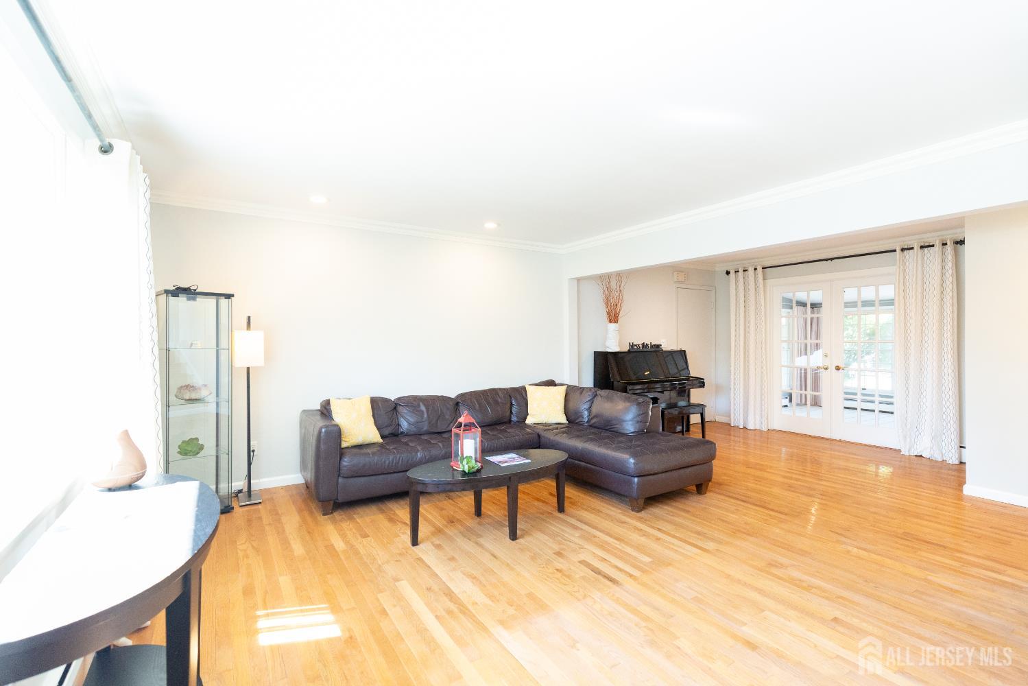 67 Thomas Place Edison, NJ 08837 - Photo 42 of 60