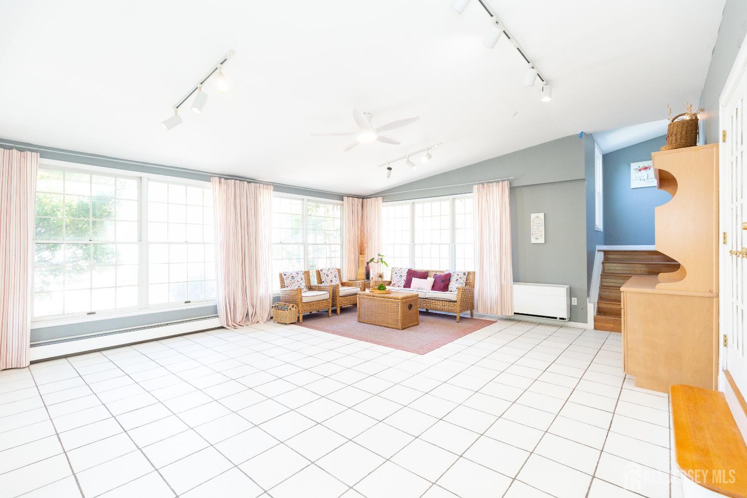67 Thomas Place Edison, NJ 08837 - Photo 48 of 60