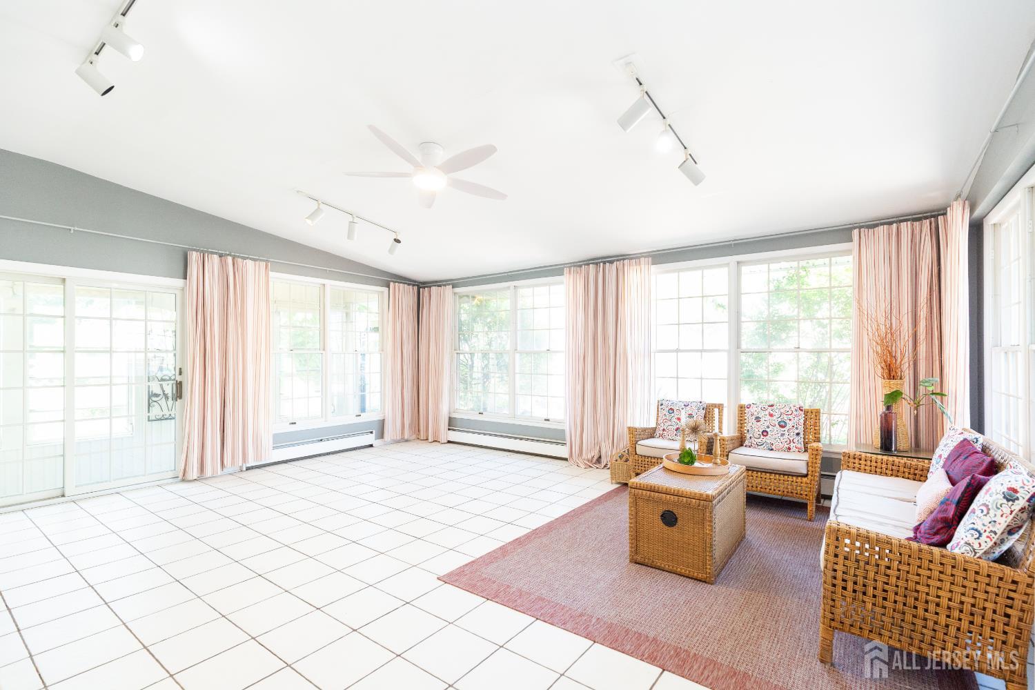 67 Thomas Place Edison, NJ 08837 - Photo 49 of 60
