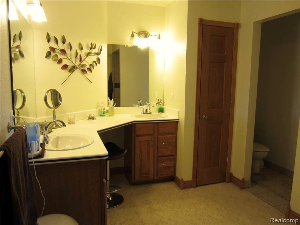 7306 East Bristol Road Davison, MI 48423 - Photo 49 of 72 XKnlLQ5.jpg
