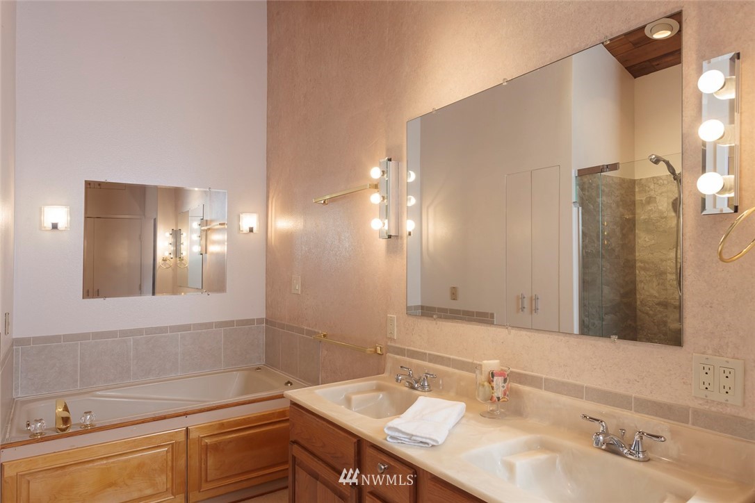 127 Viewcrest Road Bellingham, WA 98229 - Photo 13 of 21