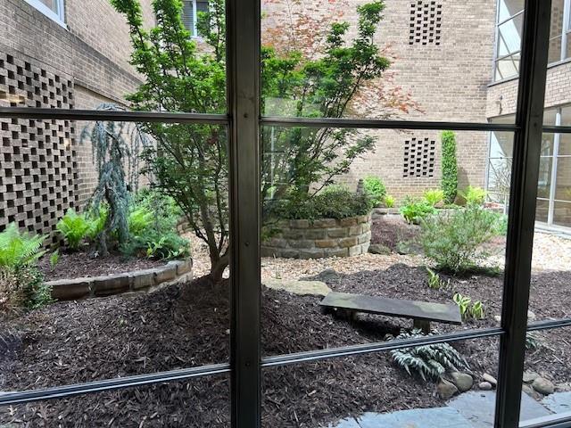 5100 Fifth Avenue, Unit 301 Pittsburgh, PA 15232 - Photo 21 of 25 a view of a wooden fence and a floor