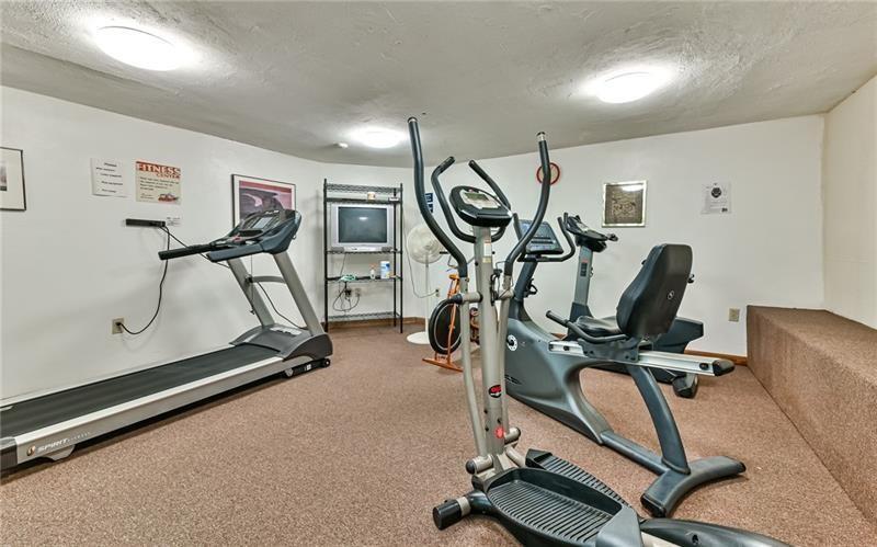 5100 Fifth Avenue, Unit 301 Pittsburgh, PA 15232 - Photo 23 of 25 a view of a room with gym equipment