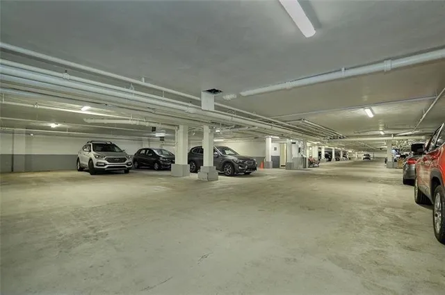 $220,000 | 5100 Fifth Avenue, Unit 301, Pittsburgh, PA 15232