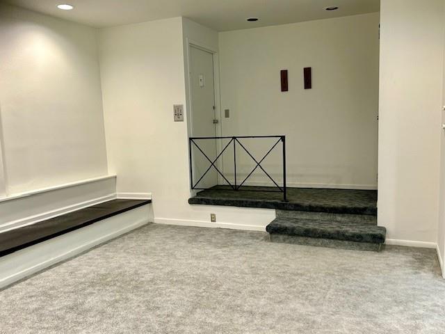 5100 Fifth Avenue, Unit 301 Pittsburgh, PA 15232 - Photo 7 of 25 a view of entryway