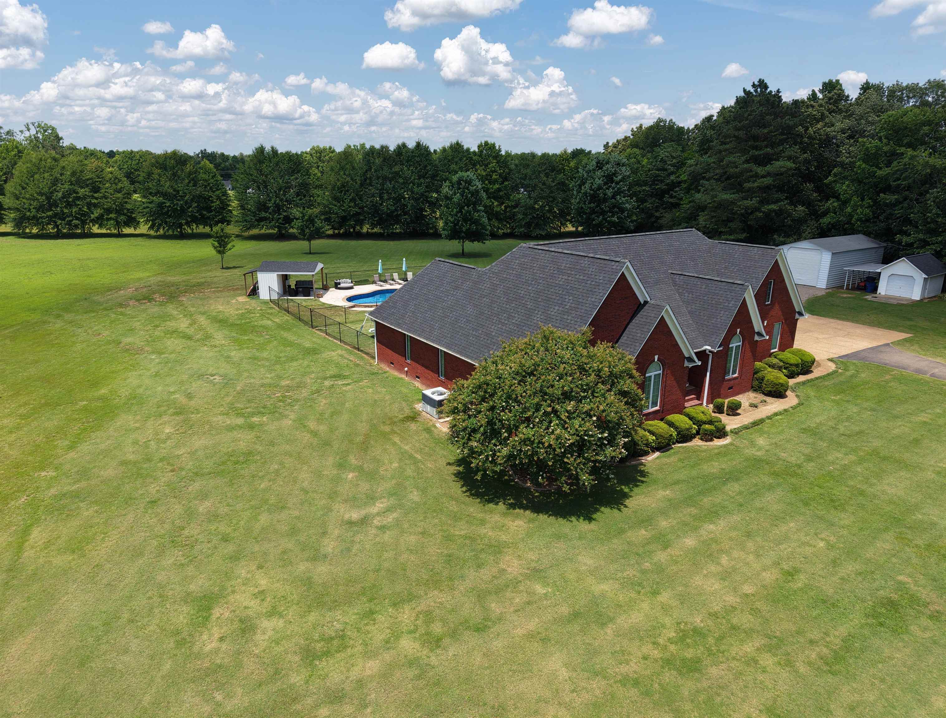 1550 Blanton Road Adamsville, TN 38310 - Photo 7 of 36