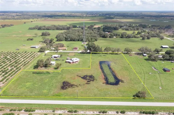 $175,000 | 102 Old State Rte 8, Venus, FL 33960