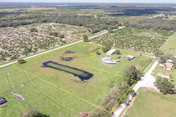 $175,000 | 102 Old State Rte 8, Venus, FL 33960
