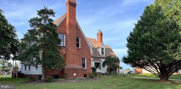 $699,000 | 1437 Plantation Lakes Circle, Chesapeake, VA 23320