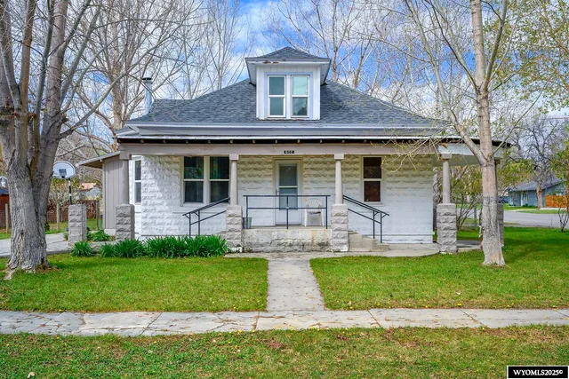 $180,000 | 602 South 6th Street, Basin, WY 82410