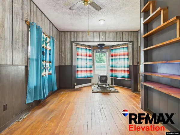 $180,000 | 602 South 6th Street, Basin, WY 82410