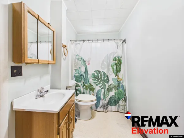 $180,000 | 602 South 6th Street, Basin, WY 82410