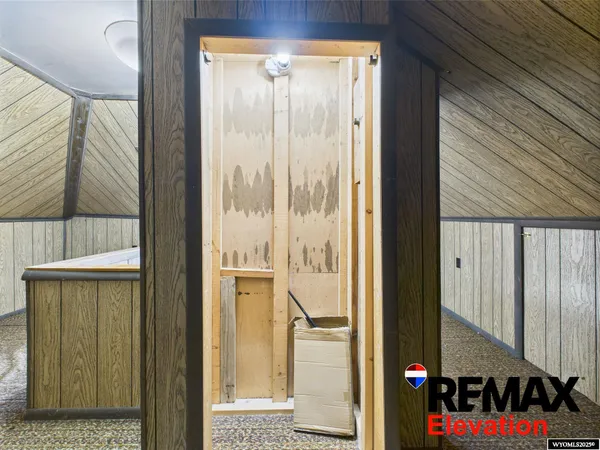 $180,000 | 602 South 6th Street, Basin, WY 82410