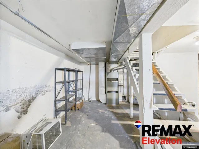 $180,000 | 602 South 6th Street, Basin, WY 82410