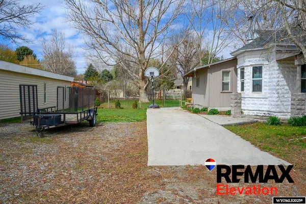 $180,000 | 602 South 6th Street, Basin, WY 82410