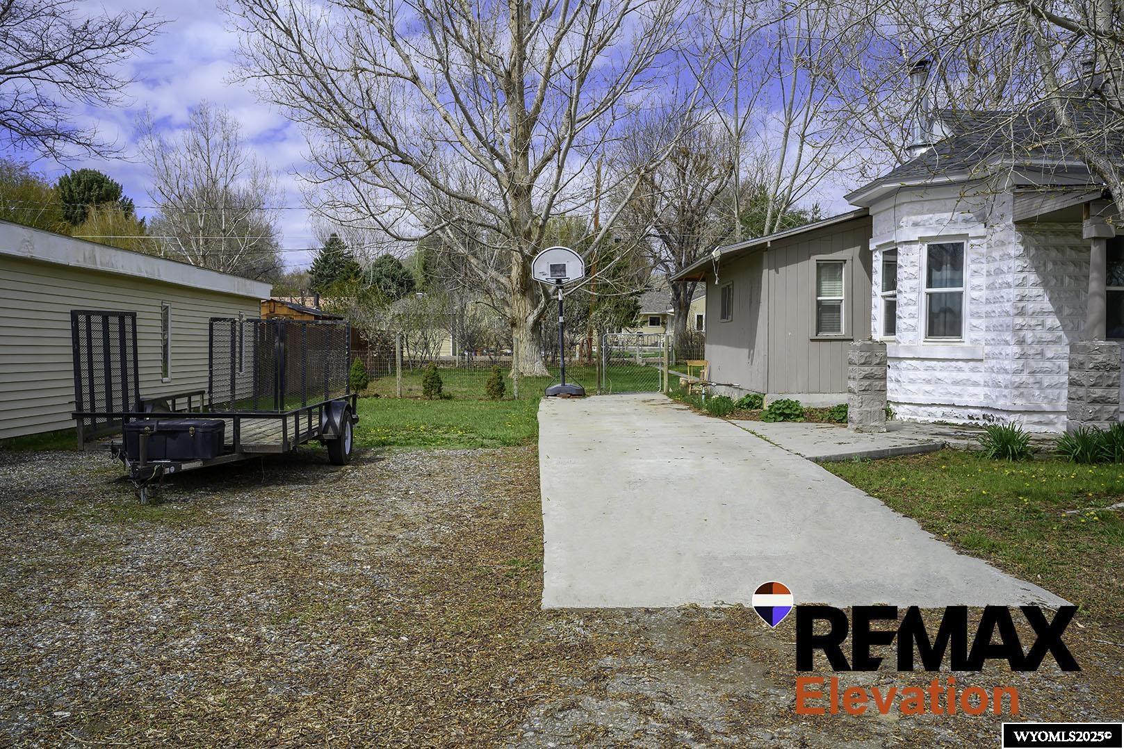 602 South 6th Street Basin, WY 82410 - Photo 4 of 26