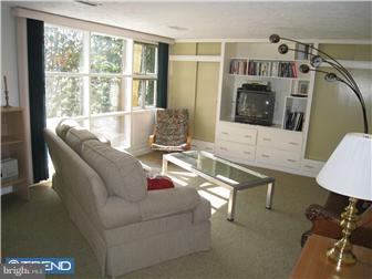 36 West Ridge Road Media, PA 19063 - Photo 9 of 12 Family Room