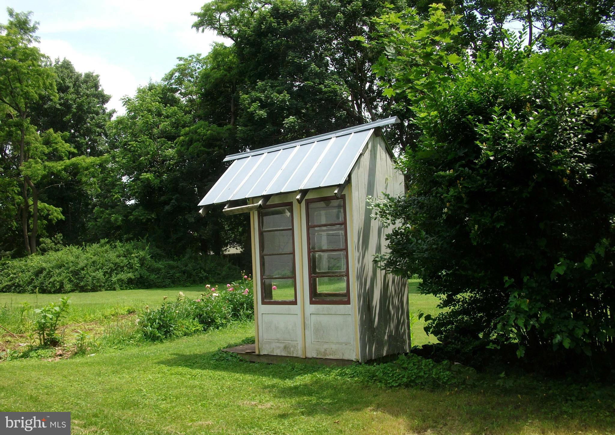 505 Washington Road Westminster, MD 21157 - Photo 25 of 26 Garden Shed