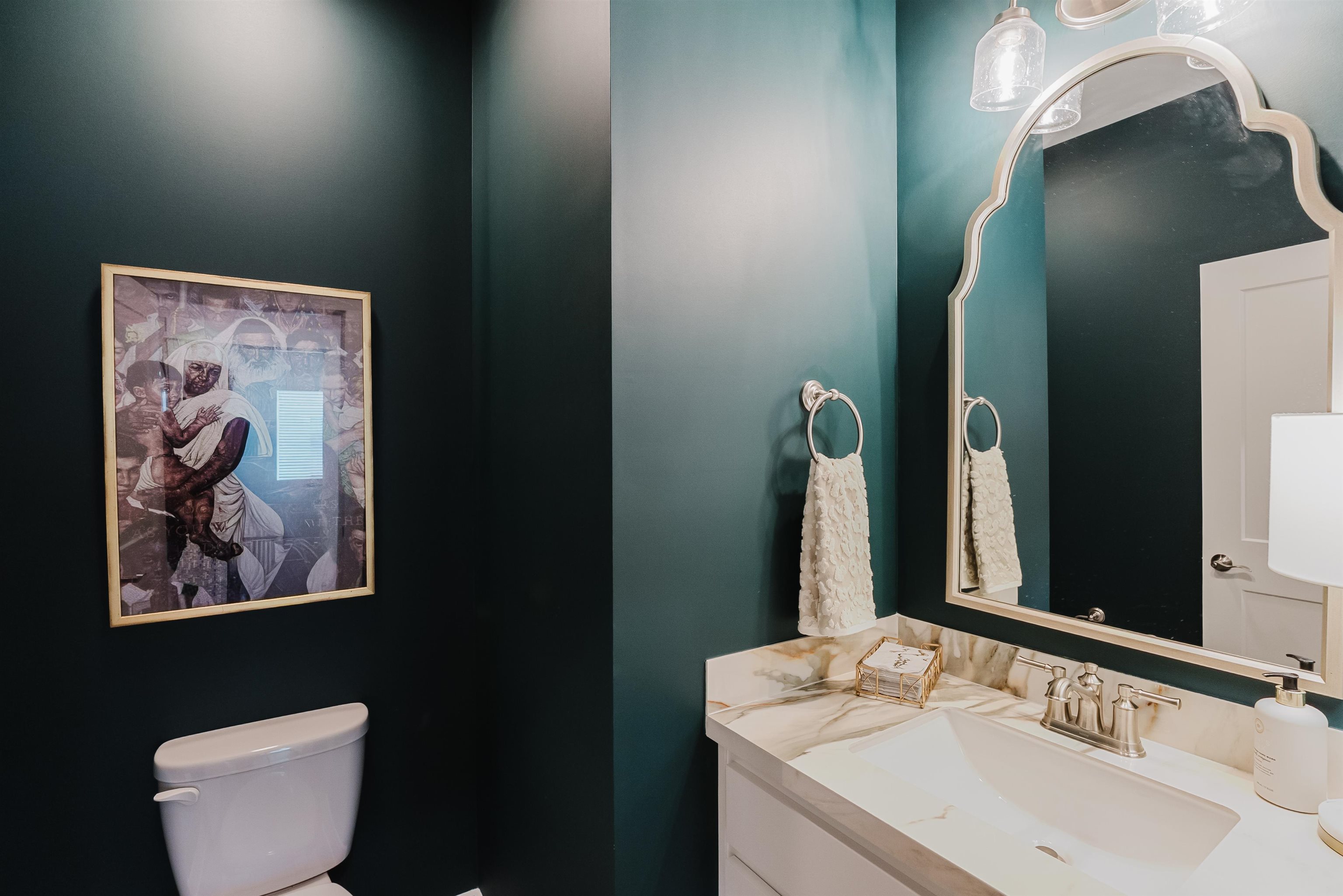 380 Garrison Boulevard Fairhope, AL 36532 - Photo 18 of 39 Bathroom