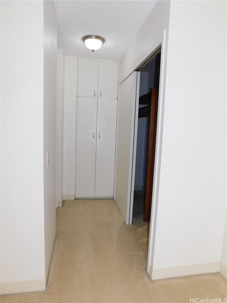 710 Lunalilo Street, Unit 301 Honolulu, HI 96813 - Photo 12 of 21 a view of hallway with closet