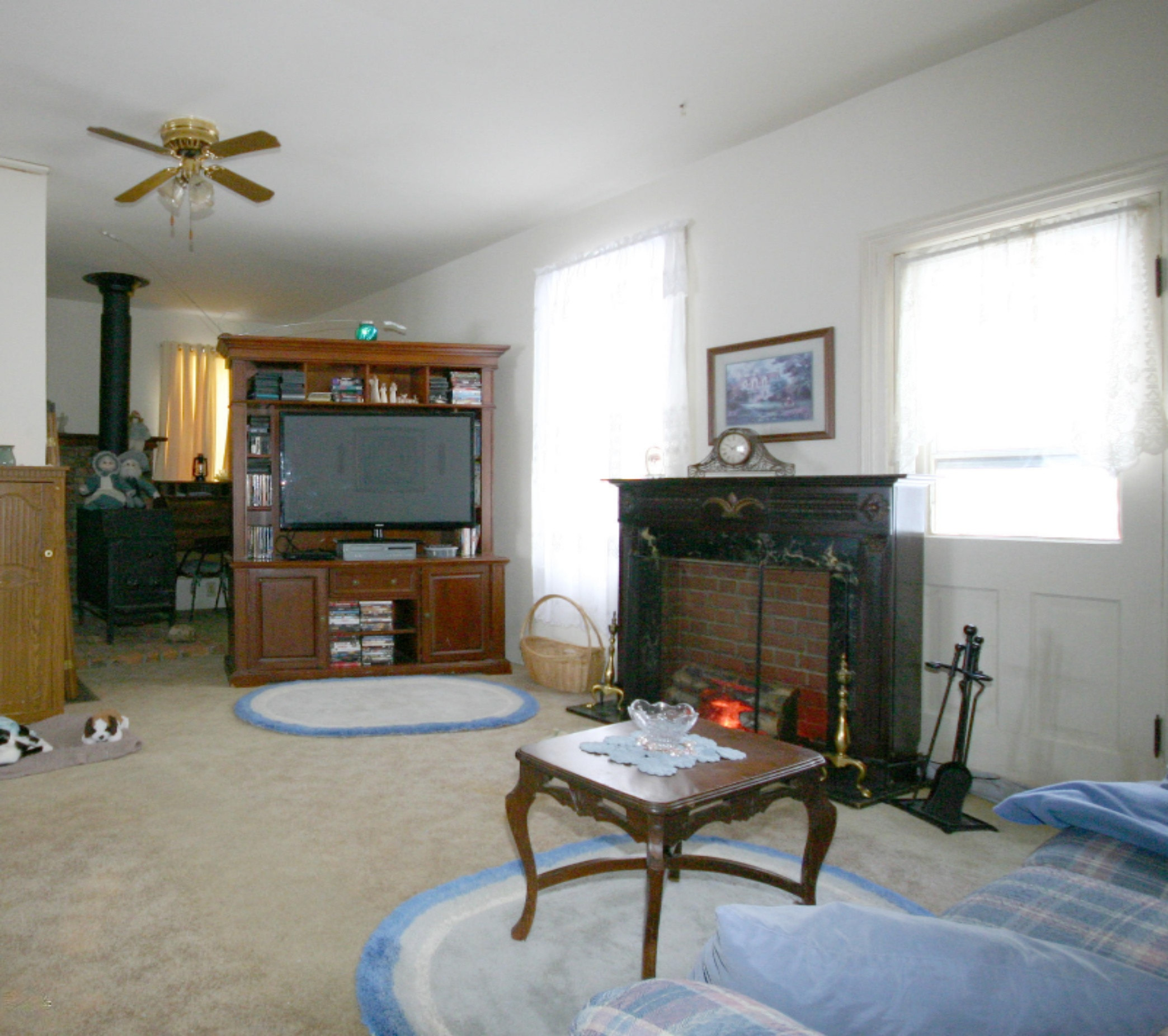 104 Buffalo Road Galien, MI 49113 - Photo 8 of 29 Richter Lving Room 2 0216