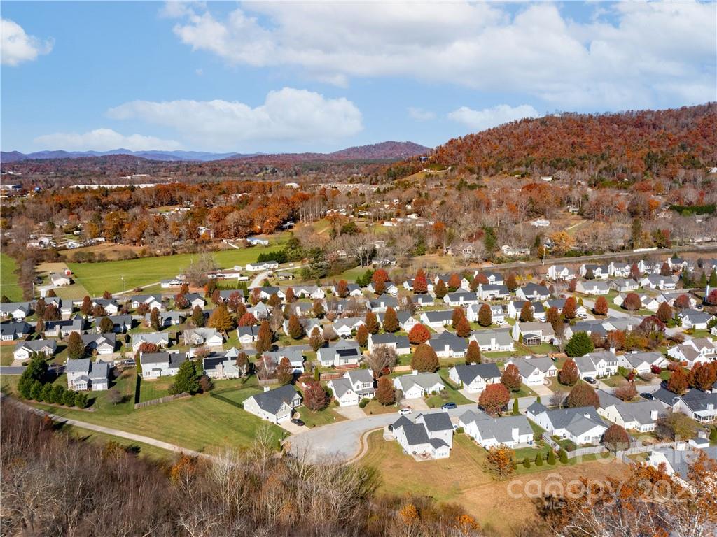 212 Misty Valley Road, Unit 423 Fletcher, NC 28732 - Photo 22 of 23 Gallery Image 22