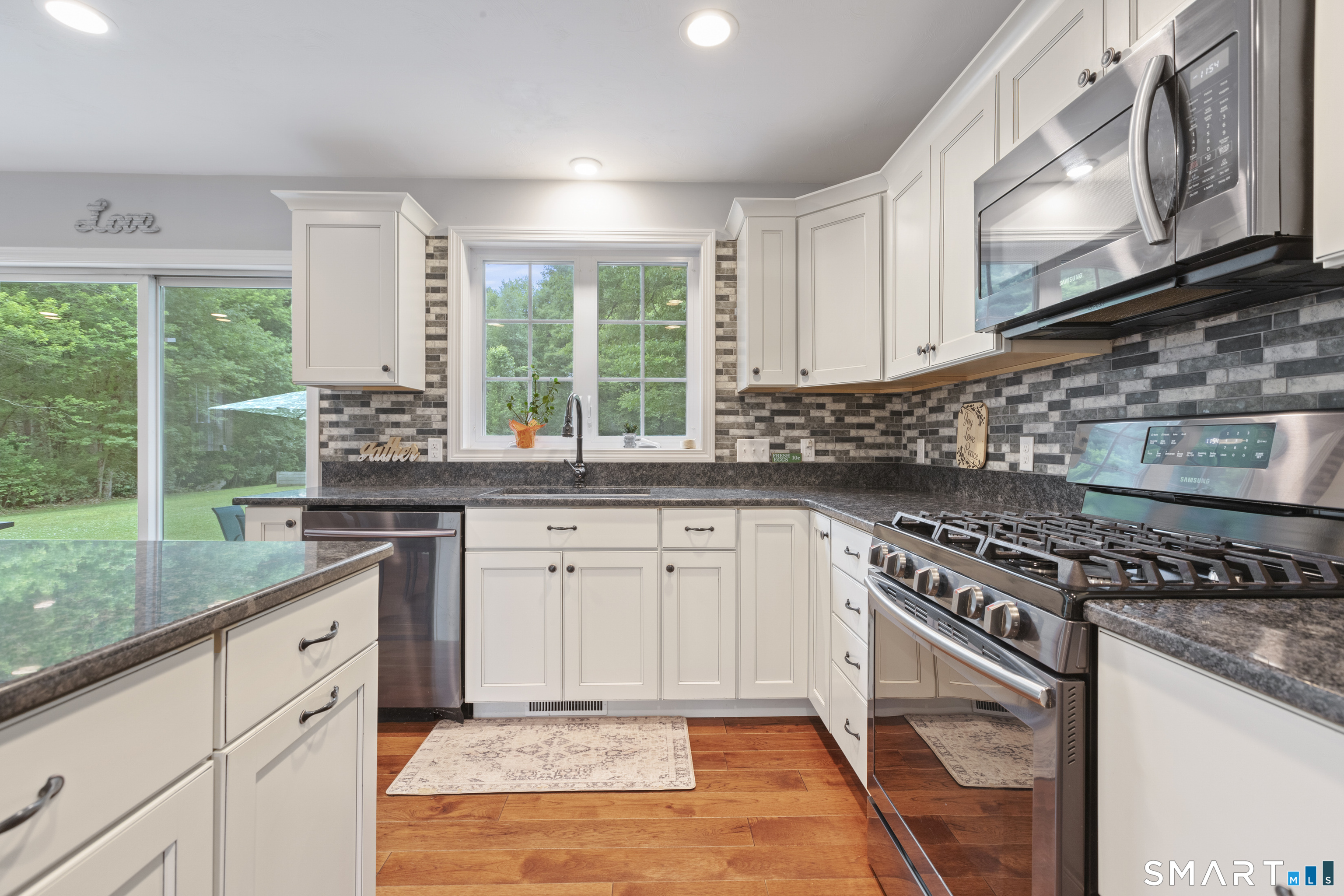 501 Quaddick Road Thompson, CT 06277 - Photo 9 of 39