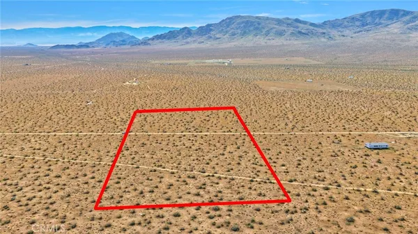 $14,999 | 1 Meander Road, Lucerne Valley, CA 92356