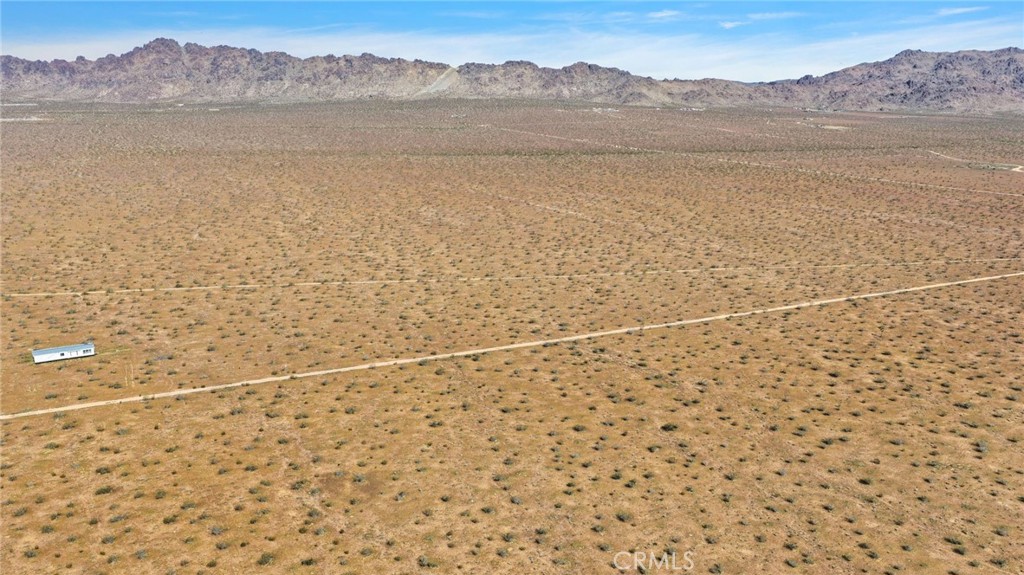 1 Meander Road Lucerne Valley, CA 92356 - Photo 3 of 15