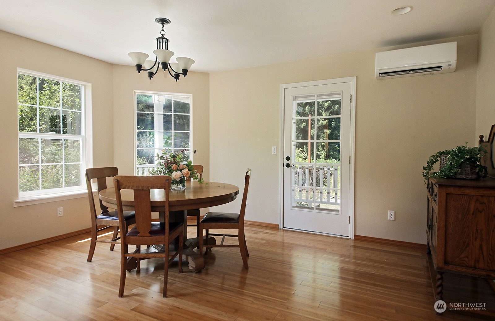 5662 Crawford Road Langley, WA 98260 - Photo 12 of 40 Gallery Image 12