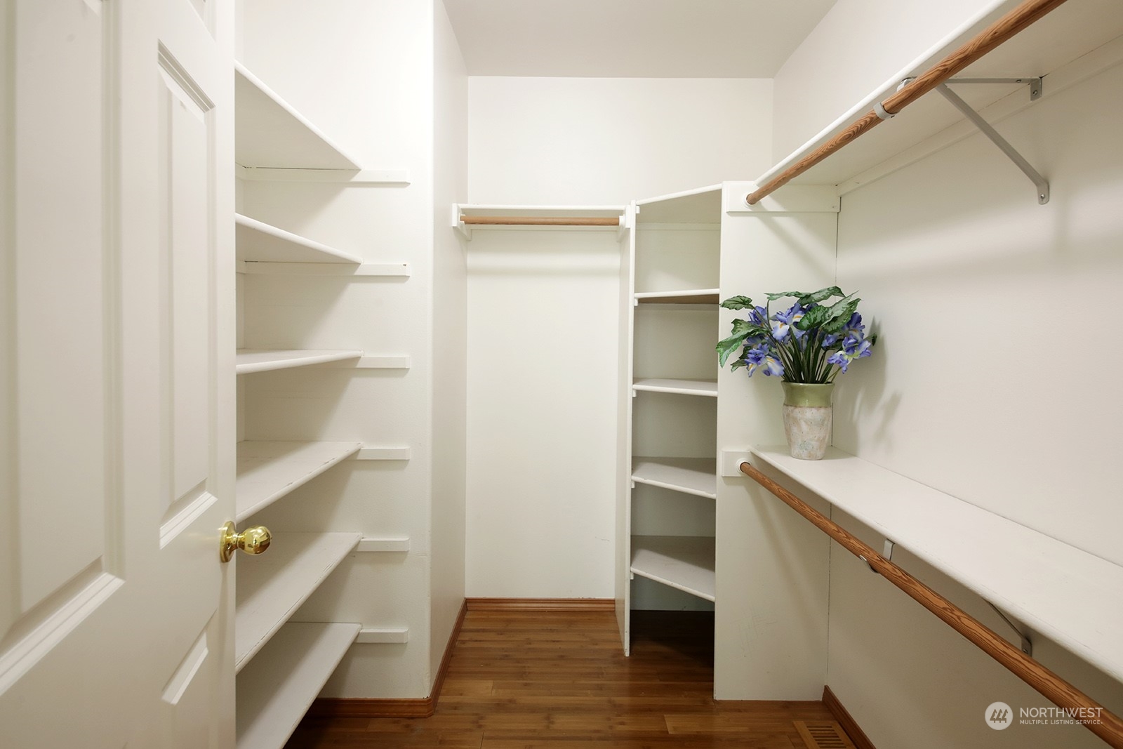5662 Crawford Road Langley, WA 98260 - Photo 15 of 40 Gallery Image 15